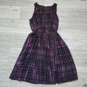Banana Republic Black Purple Pleated Dress Womens 4 Sleeveless Business Casual